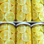 Así es como mantengo los limones frescos durante 1 año sin congelarlos ni hornearlos