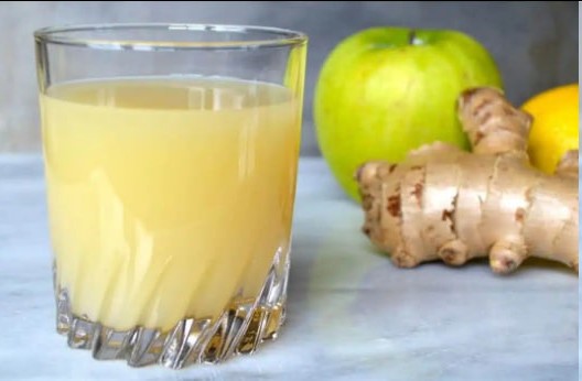 Jugo desintoxicante de colon: manzana, jengibre y limón para eliminar toxinas